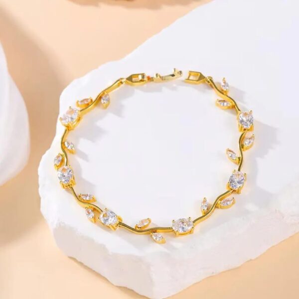 Tulip Bracelet – Premium Quality Stainless Steel Elegant Bracelet for Women ~